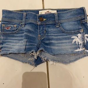 Size 00 Hollister used Women Shorts